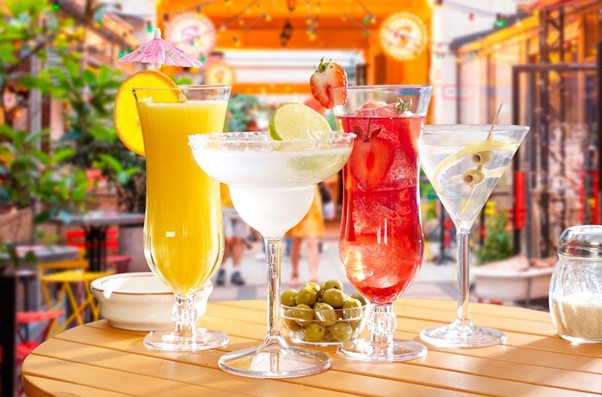 Choosing the Perfect Glasses Gift Set for Special Occasions